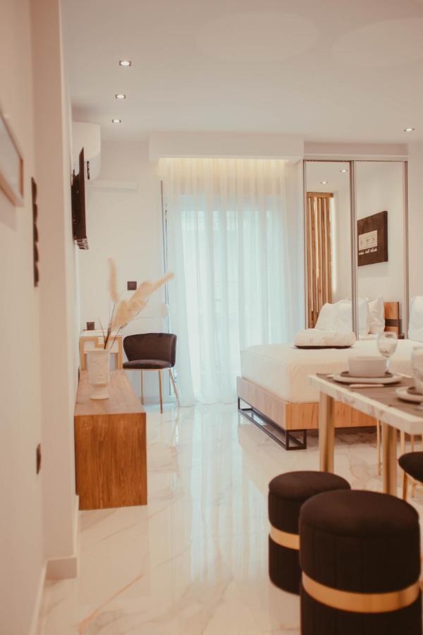 Aelia - Luxury Central Suite Dedeağaç Dış mekan fotoğraf